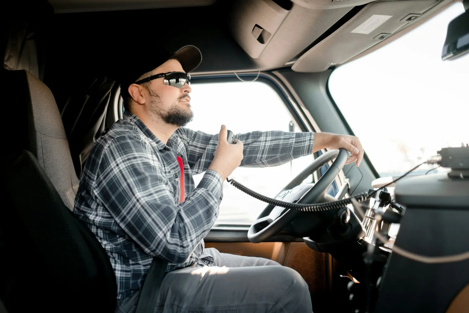 Voice dispatch logistics image